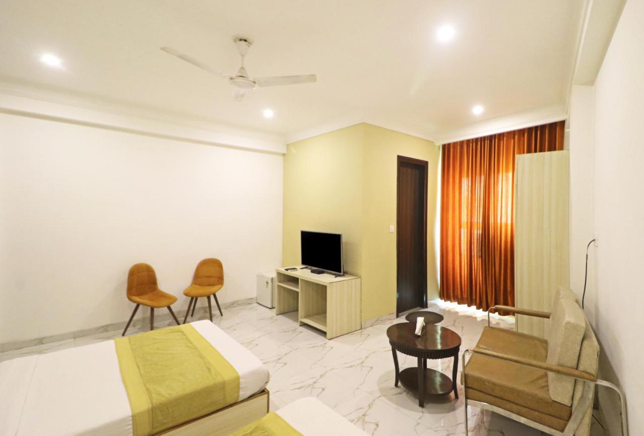 Hotel Almora Near Delhi Airport New Delhi Buitenkant foto