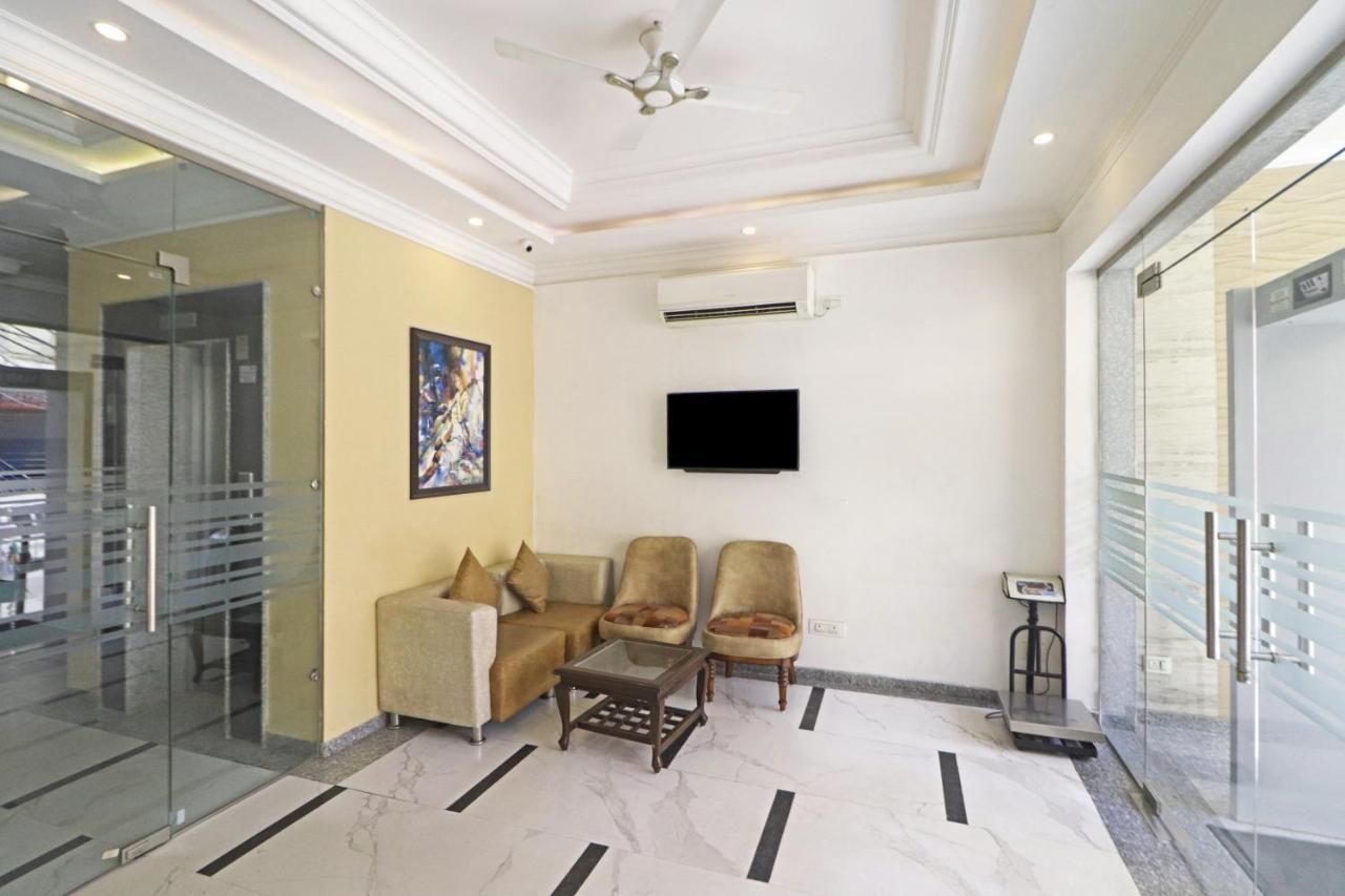 Hotel Almora Near Delhi Airport New Delhi Buitenkant foto