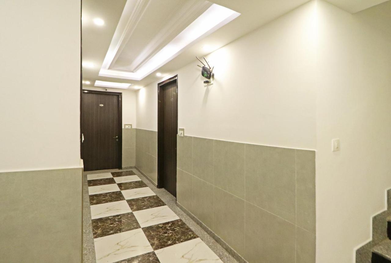 Hotel Almora Near Delhi Airport New Delhi Buitenkant foto
