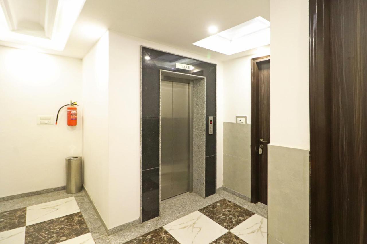 Hotel Almora Near Delhi Airport New Delhi Buitenkant foto
